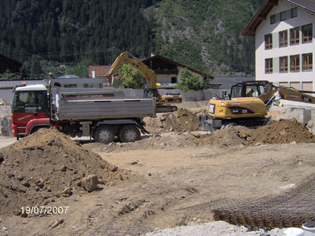 2007_07_23_Mayrhofen_Volks.u.-Hauptschule